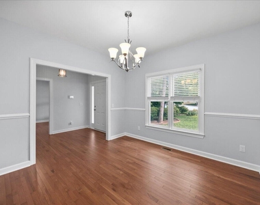 4616 Thendara Way - Photo Thumbnail 4