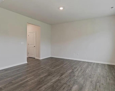 228 Chapel Street - Photo Thumbnail 18