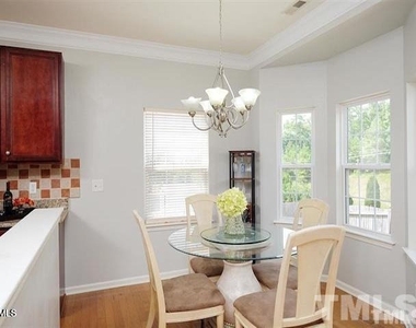 613 Hanson Road - Photo Thumbnail 5
