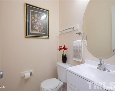613 Hanson Road - Photo Thumbnail 8