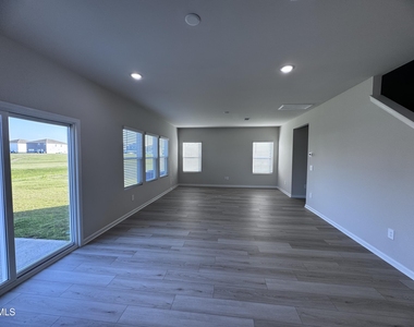 62 Thistle Patch Place - Photo Thumbnail 2