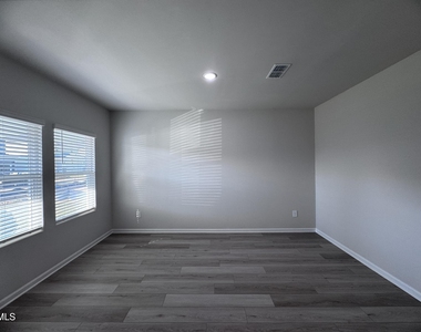 62 Thistle Patch Place - Photo Thumbnail 8