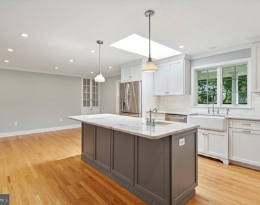 432 Webb Road - Photo Thumbnail 10