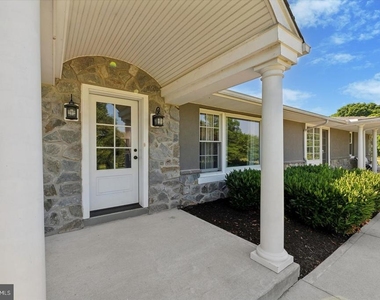 432 Webb Road - Photo Thumbnail 1