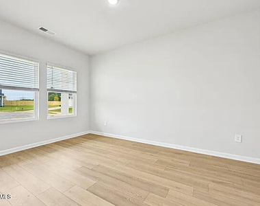 54 White Birch Lane - Photo Thumbnail 3