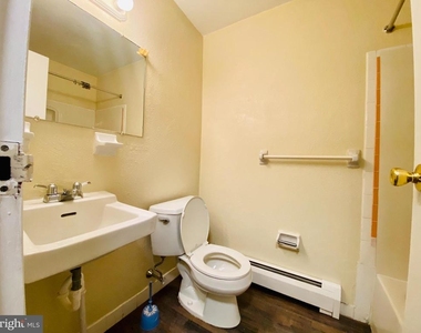 120 N Penn Street - Photo Thumbnail 5