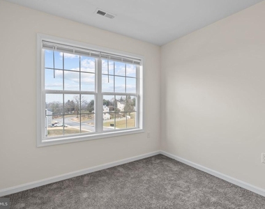 2056 Terrace View Lane - Photo Thumbnail 17