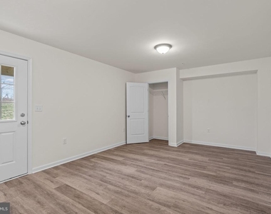 2050 Terrace View Lane - Photo Thumbnail 24