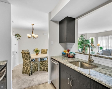 1307 Bennett Place - Photo Thumbnail 19