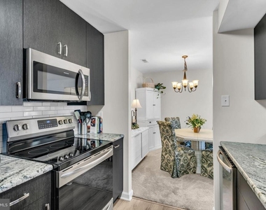1307 Bennett Place - Photo Thumbnail 18