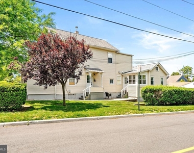106 Spruce Street - Photo Thumbnail 1
