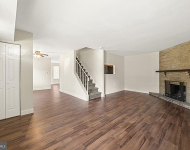 909 Timber Creek Road - Photo Thumbnail 1