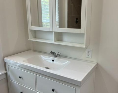 213 Maple Terrace - Photo Thumbnail 17
