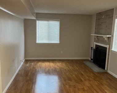 1504 Waldon Court - Photo Thumbnail 3