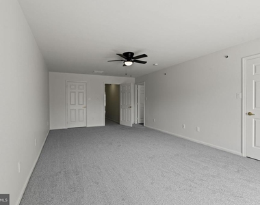 124 Buckingham Way - Photo Thumbnail 9