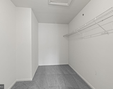 124 Buckingham Way - Photo Thumbnail 7