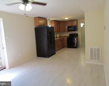 23220 Spalding Ln (basement Apt) - Photo Thumbnail 4