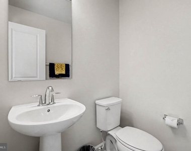 10878 Foxtrot Circle - Photo Thumbnail 29