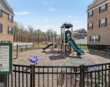 10878 Foxtrot Circle - Photo Thumbnail 40