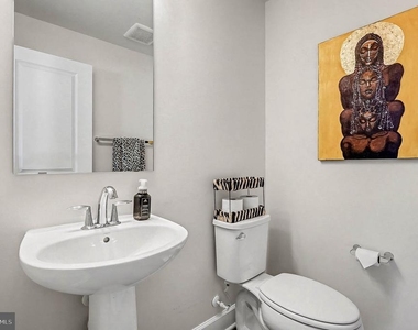 10878 Foxtrot Circle - Photo Thumbnail 16