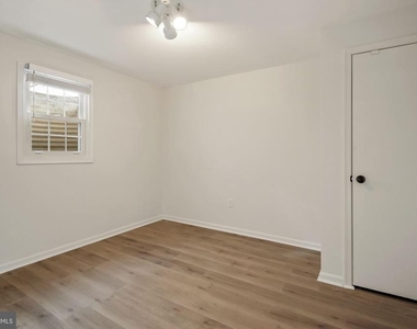 7572 Westlake Terrace - Photo Thumbnail 19