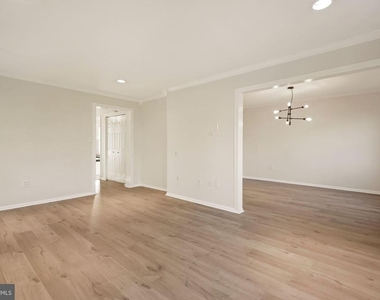 7572 Westlake Terrace - Photo Thumbnail 27