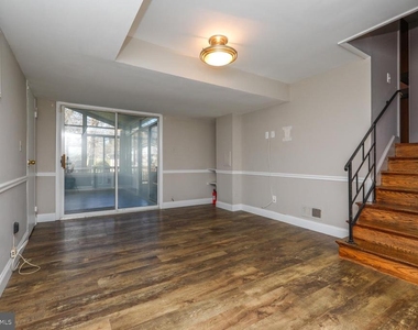 10306 Fleming Avenue - Photo Thumbnail 22