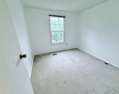 11 Dufief Court - Photo Thumbnail 8
