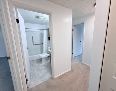 11 Dufief Court - Photo Thumbnail 6