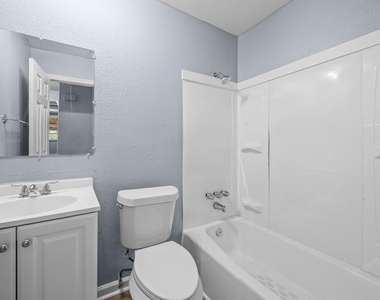 204 Northcrest Cir - Photo Thumbnail 17