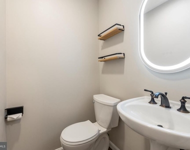 4880 Chevy Chase Drive - Photo Thumbnail 12