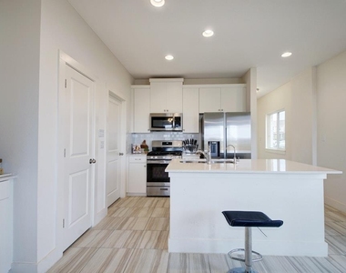 413 White Steppe Way - Photo Thumbnail 7