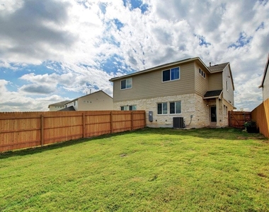 413 White Steppe Way - Photo Thumbnail 23