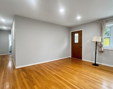 11115 Schuylkill Road - Photo Thumbnail 8