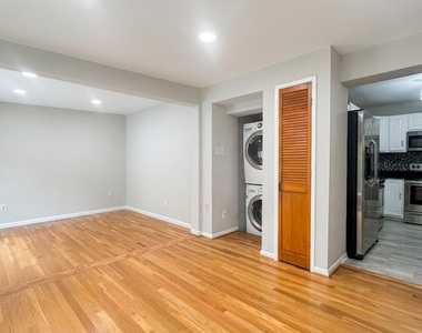 11115 Schuylkill Road - Photo Thumbnail 7
