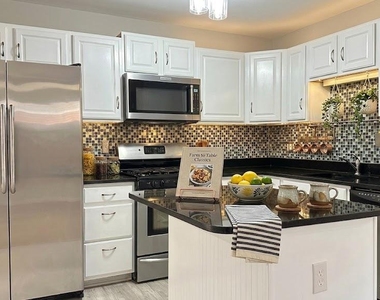 11115 Schuylkill Road - Photo Thumbnail 1