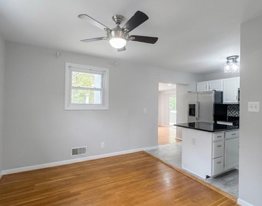 11115 Schuylkill Road - Photo Thumbnail 13