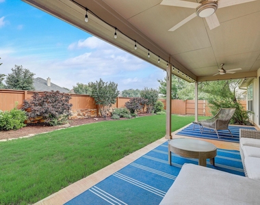 205 Cortona Ln - Photo Thumbnail 16