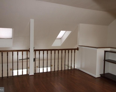 11518 Brundidge Terrace - Photo Thumbnail 8