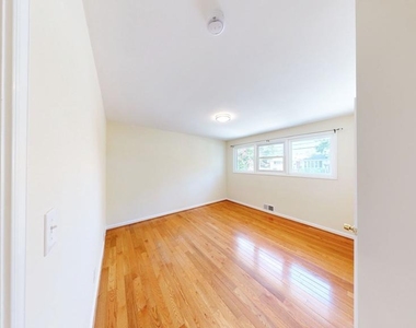 2518 Harmon Road - Photo Thumbnail 9