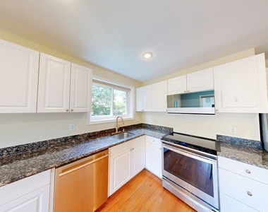 2518 Harmon Road - Photo Thumbnail 1
