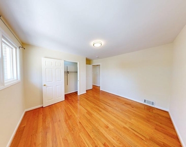 2518 Harmon Road - Photo Thumbnail 10