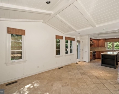 7711 Brookville Road - Photo Thumbnail 13