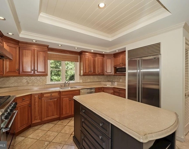 7711 Brookville Road - Photo Thumbnail 8