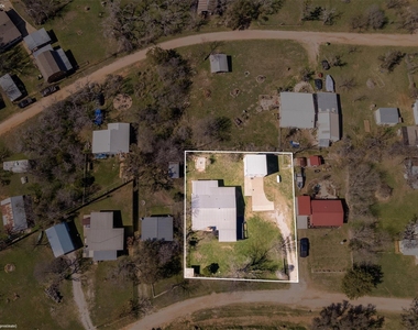 110 Lakewood Dr - Photo Thumbnail 25