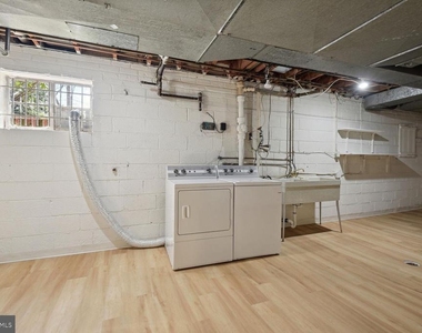 5801 Hillburne Way - Photo Thumbnail 28