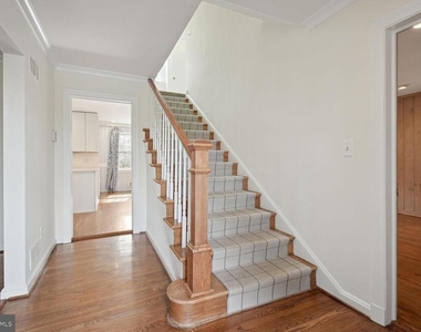 5801 Hillburne Way - Photo Thumbnail 1