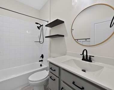 104 Joseph Hawkins Ln - Photo Thumbnail 21