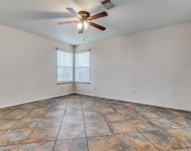 13620 Lyndon B Johnson St - Photo Thumbnail 12