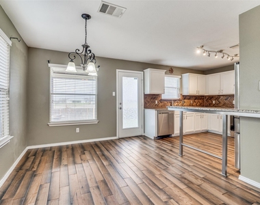 13620 Lyndon B Johnson St - Photo Thumbnail 7